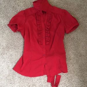 Selling a women’s petite top